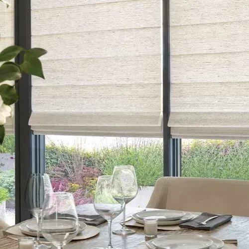 Roman Blinds For Restaurants