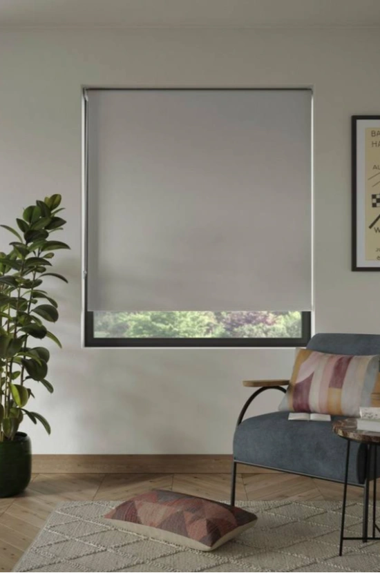 Roller Blinds in Dubai