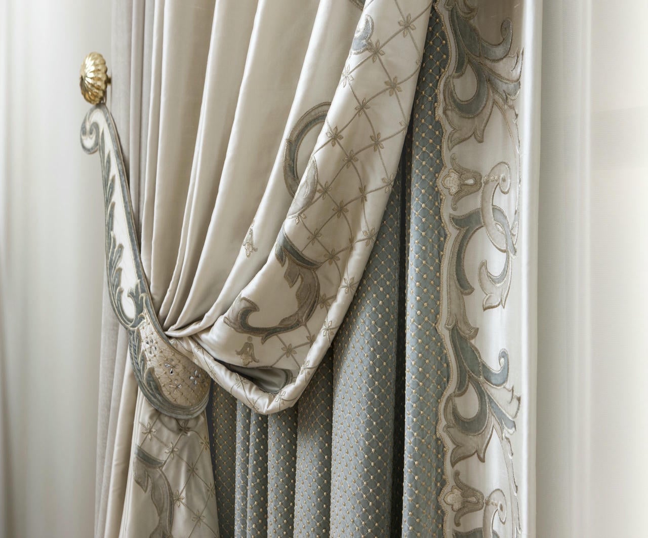 Styling & Decorative Trimmings