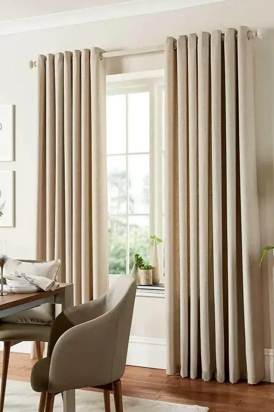 Best-Living-Room-Layered-Curtains.jpg