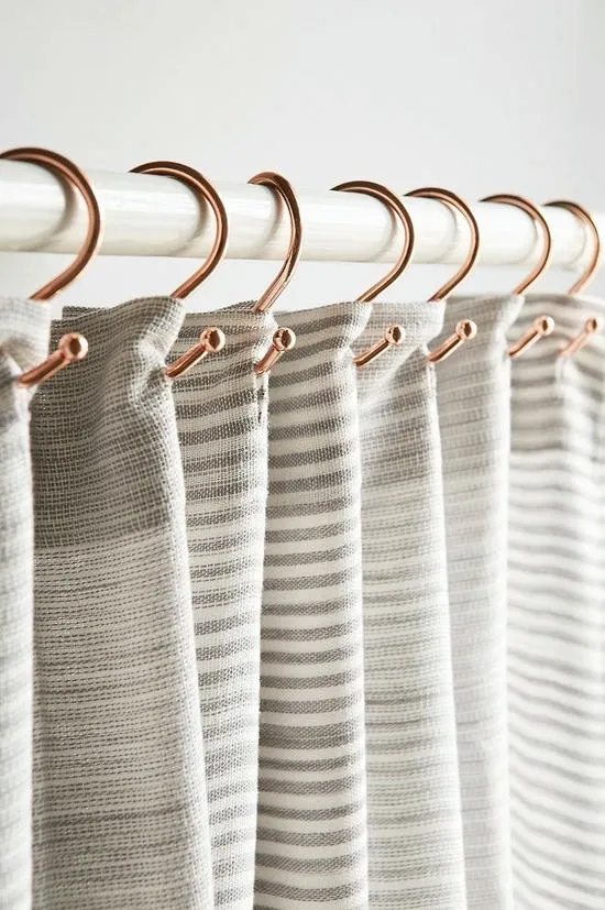 Curtain-Hooks-in-Dubai