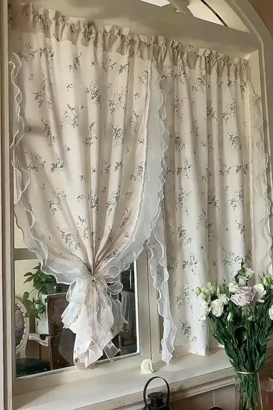 Curtains-Drapes-Curtains-Shabby