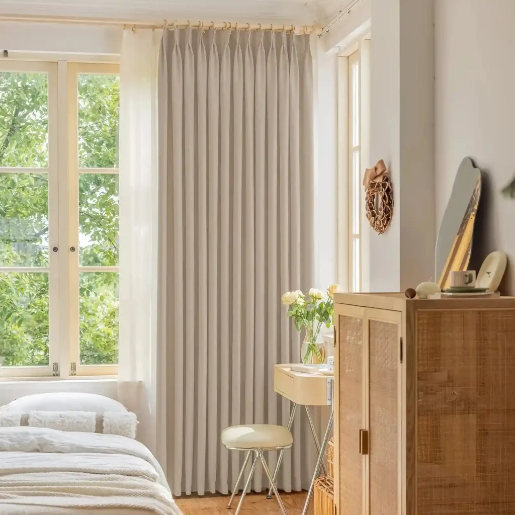 Hotel-Curtains-For-Kitchens.jpg (1)