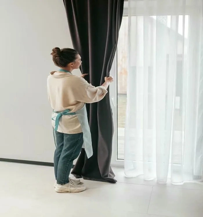 Living-Room-Curtain-Installation.jpg