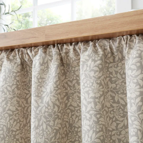 Chartwell Patterned Slot Top Unlined Undercounter Curtain 2