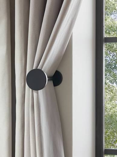 Curtains Holdbacks